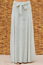 Load image into Gallery viewer, Linen Maxi Skirt
